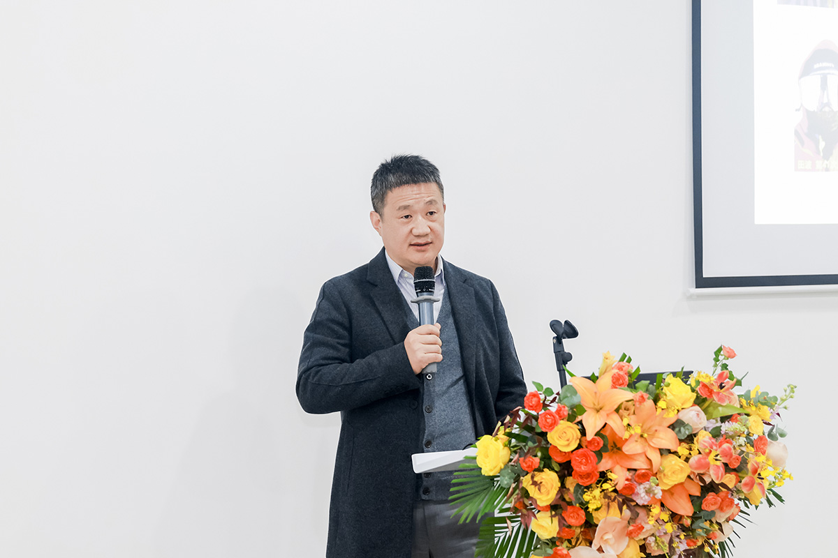 曹荣吉.jpg
